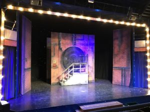 Guys and Dolls Set B-image