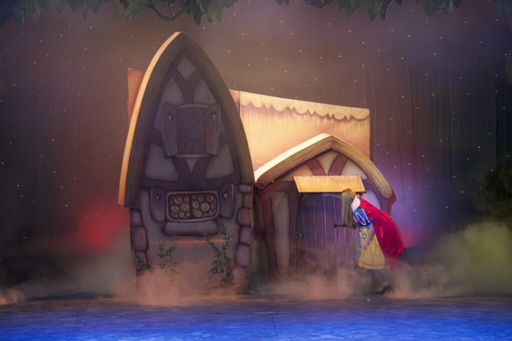 Snow White Set E