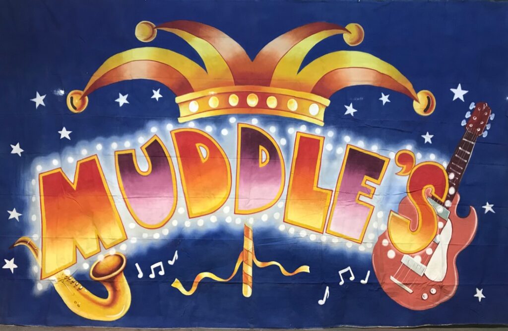 Muddles Cloth