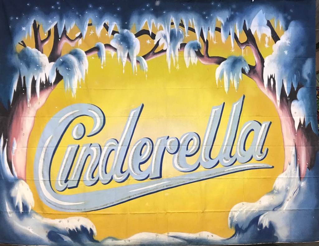 Cinderella Show Cloth