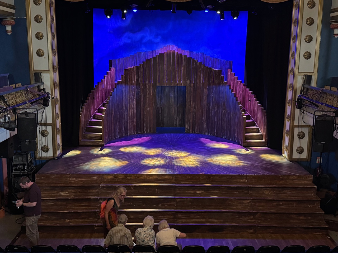 A Barn Set