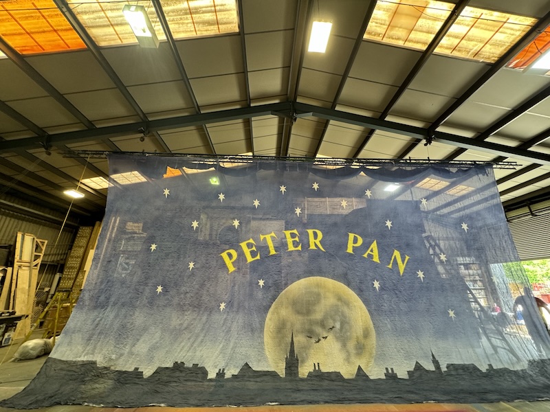 Peter Pan Show Gauze